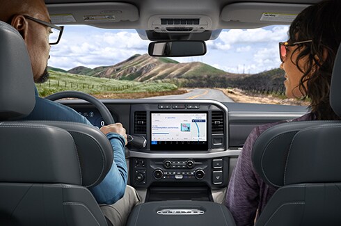 Ford Super Duty F-250 2025, Camioneta equipada con Sistema de Navegación en Pantalla